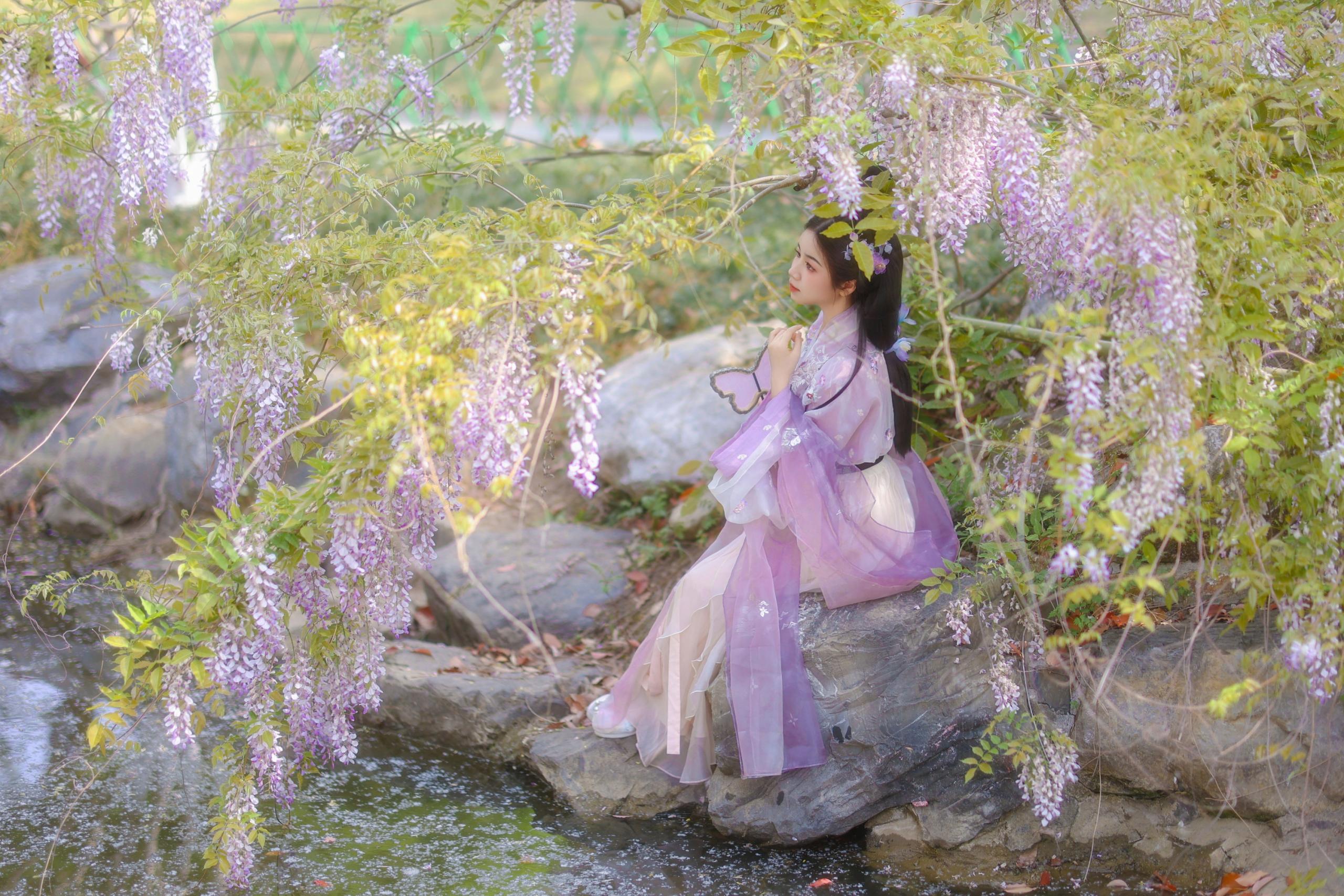 小杜同学 – 《紫藤》[40P]